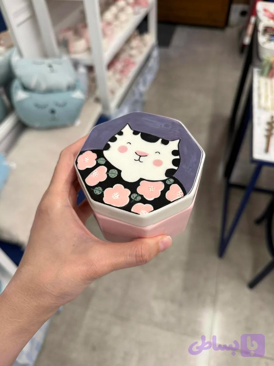 شکلات خوری گربه کوچک ۱