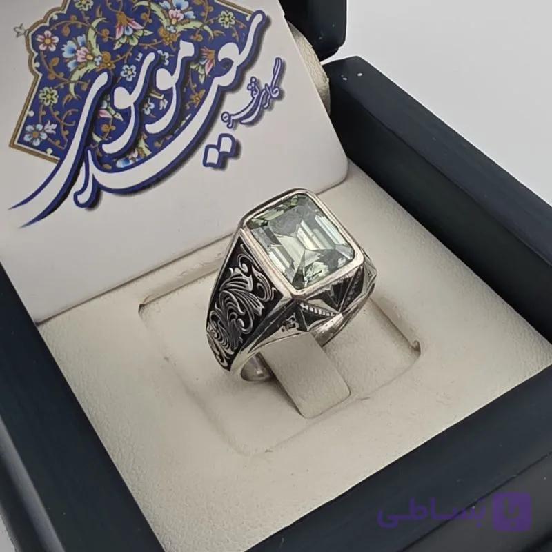 انگشتر مردانه نقره عیار ۹۲۵با سنگ مونزانایت سبز رکاب دست لیزری و آینه کاری با ۴ عددالماس مخراجی — تصویر 1