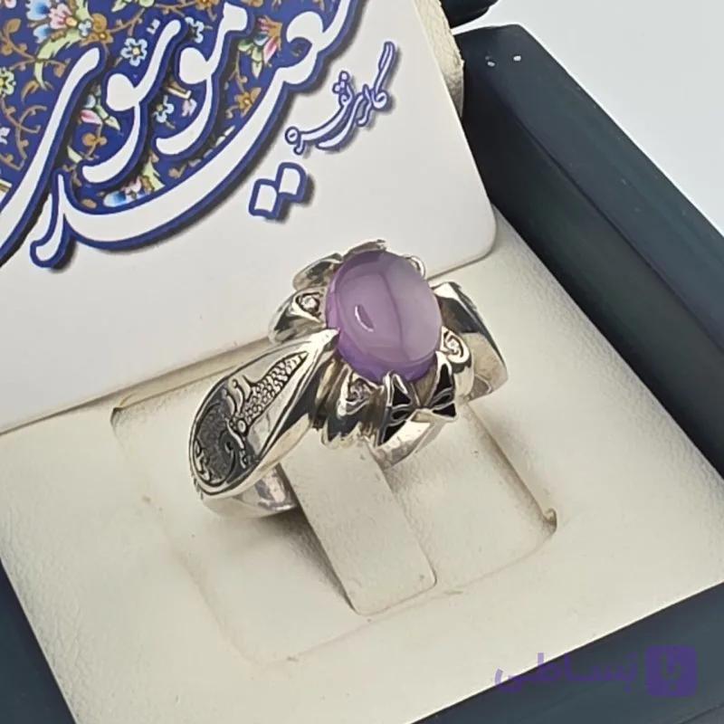 انگشتر مردانه نقره عیار ۹۵با سنگ عقيق یمنی کبود بیضی رکاب دست ساز قلم زده — تصویر 1
