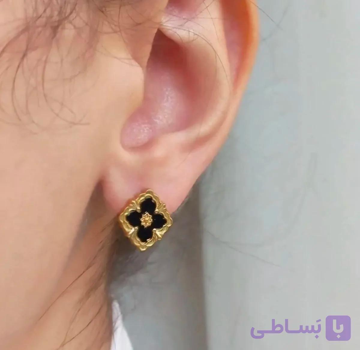 گوشواره زنانه میخی ونکلیف طلایی مشکی استیل رنگ ثابت ترند 2026