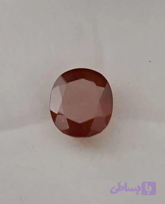 نگین گارنت طبیعی