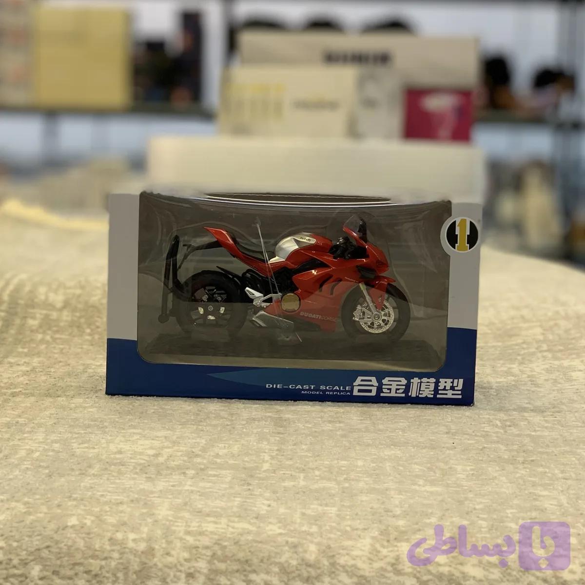 ماکت موتور Ducati PanigaleV4 S — تصویر 1