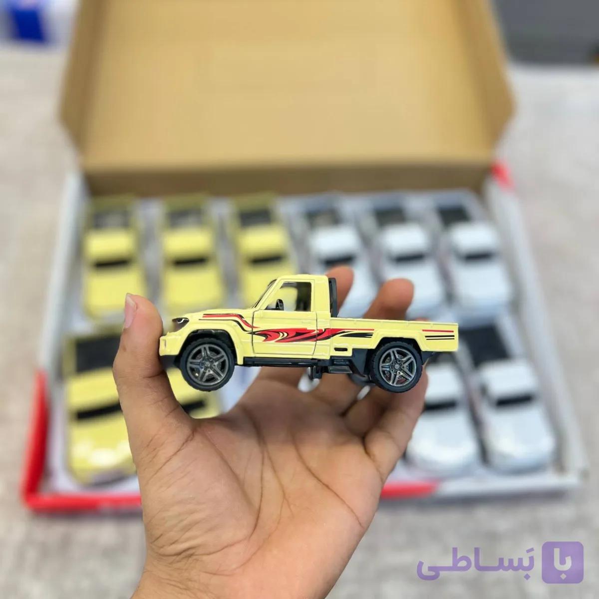 ماکت ماشین Toyota Land Cruiser سری70 دو در سایز متوسط — تصویر 1