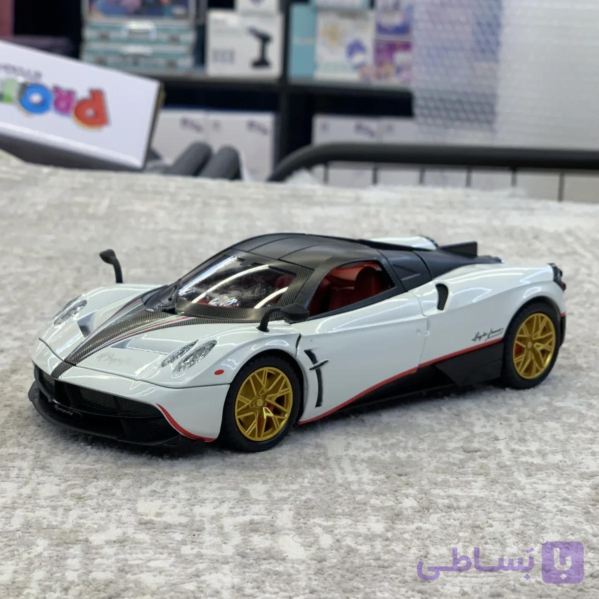 ماکت ماشین Pagani Huayra Roadster سایز 1.24 — تصویر 1