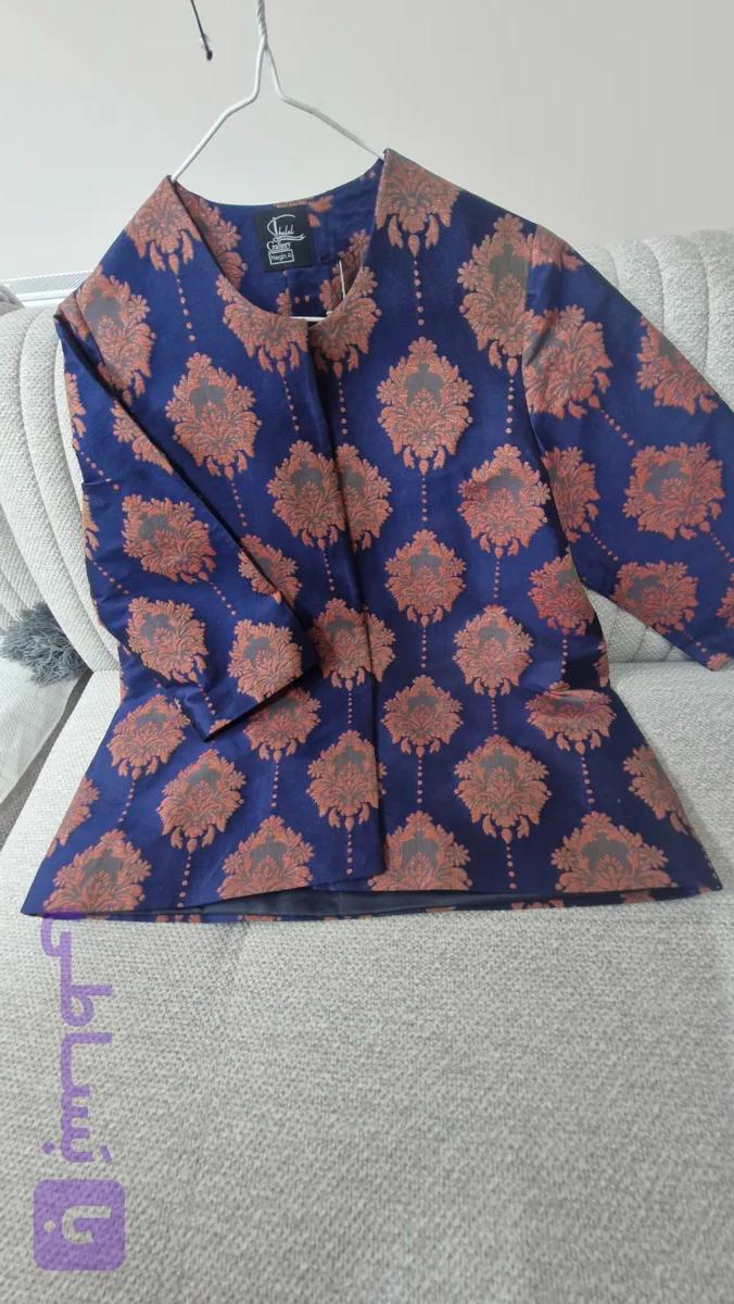 مانتو زنانه ژاکارد یقه گردمدل کتی سرمه ای