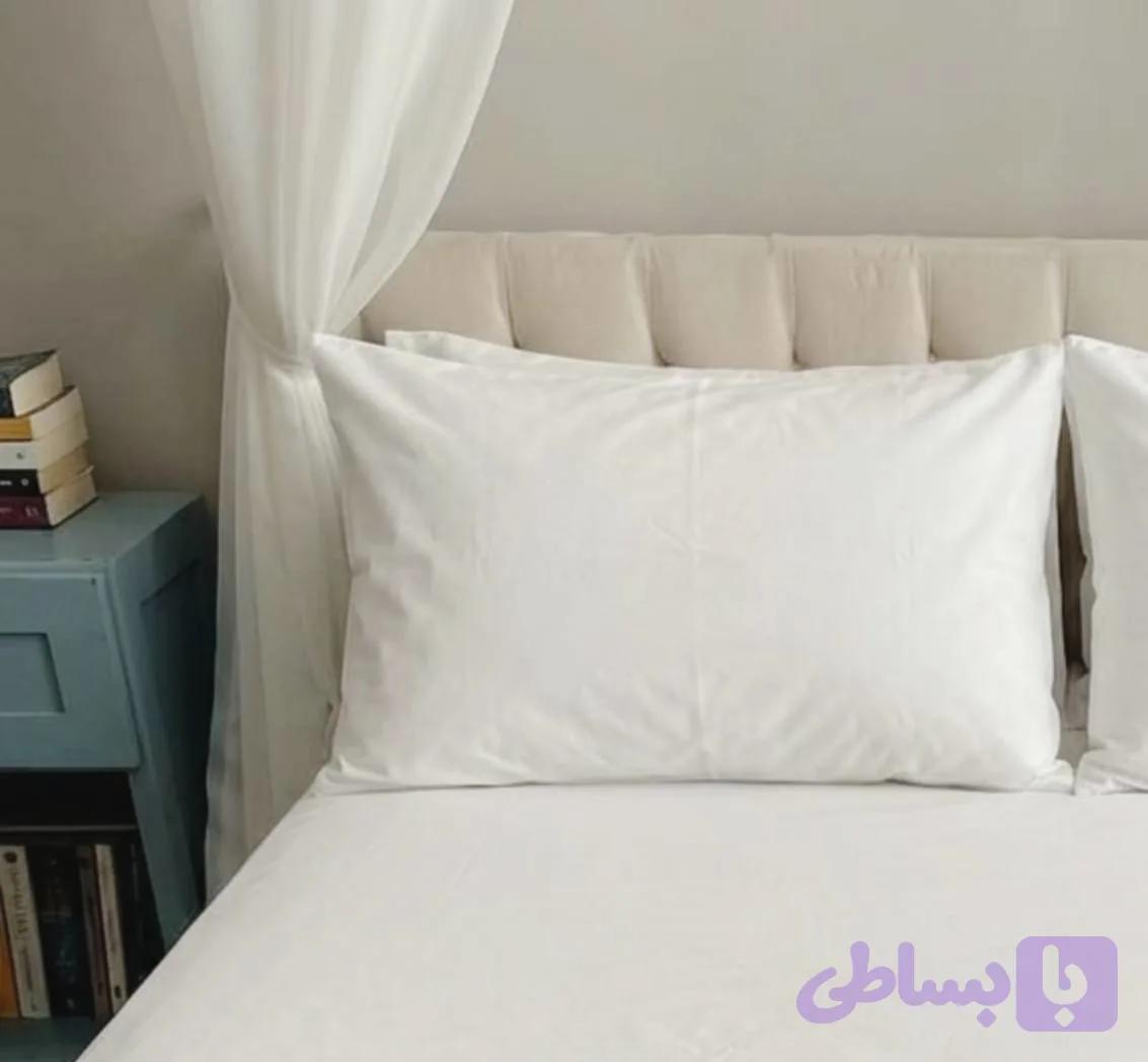 روبالشی ساده سفید مدل برفی