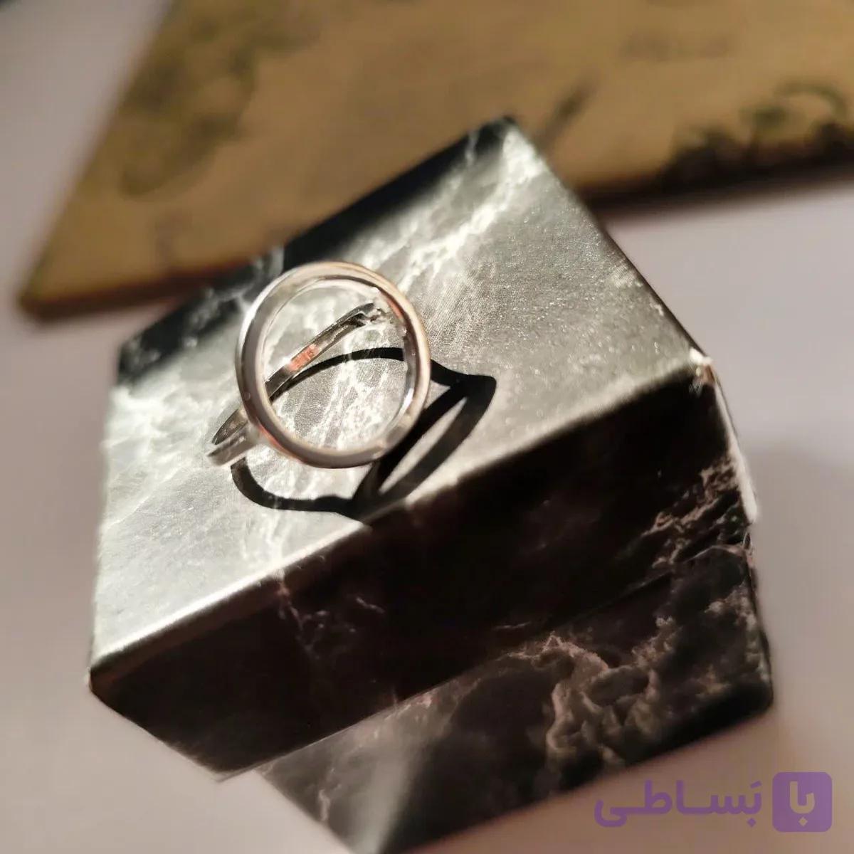 انگشتر زنانه مدل دایره ای آبکاری رادیوم