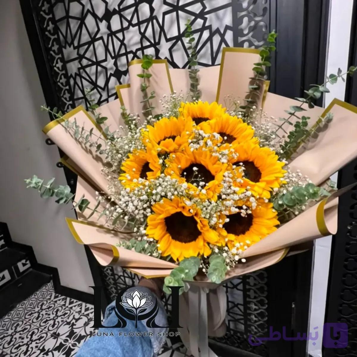 دسته گل طبیعی آفتابگردان DL212