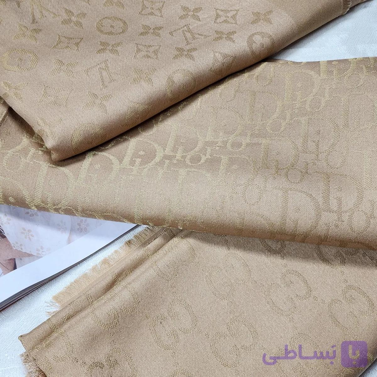 روسری کشمیر پاییزی نسکافه ای طرح مارک لمه طلایی — تصویر 1