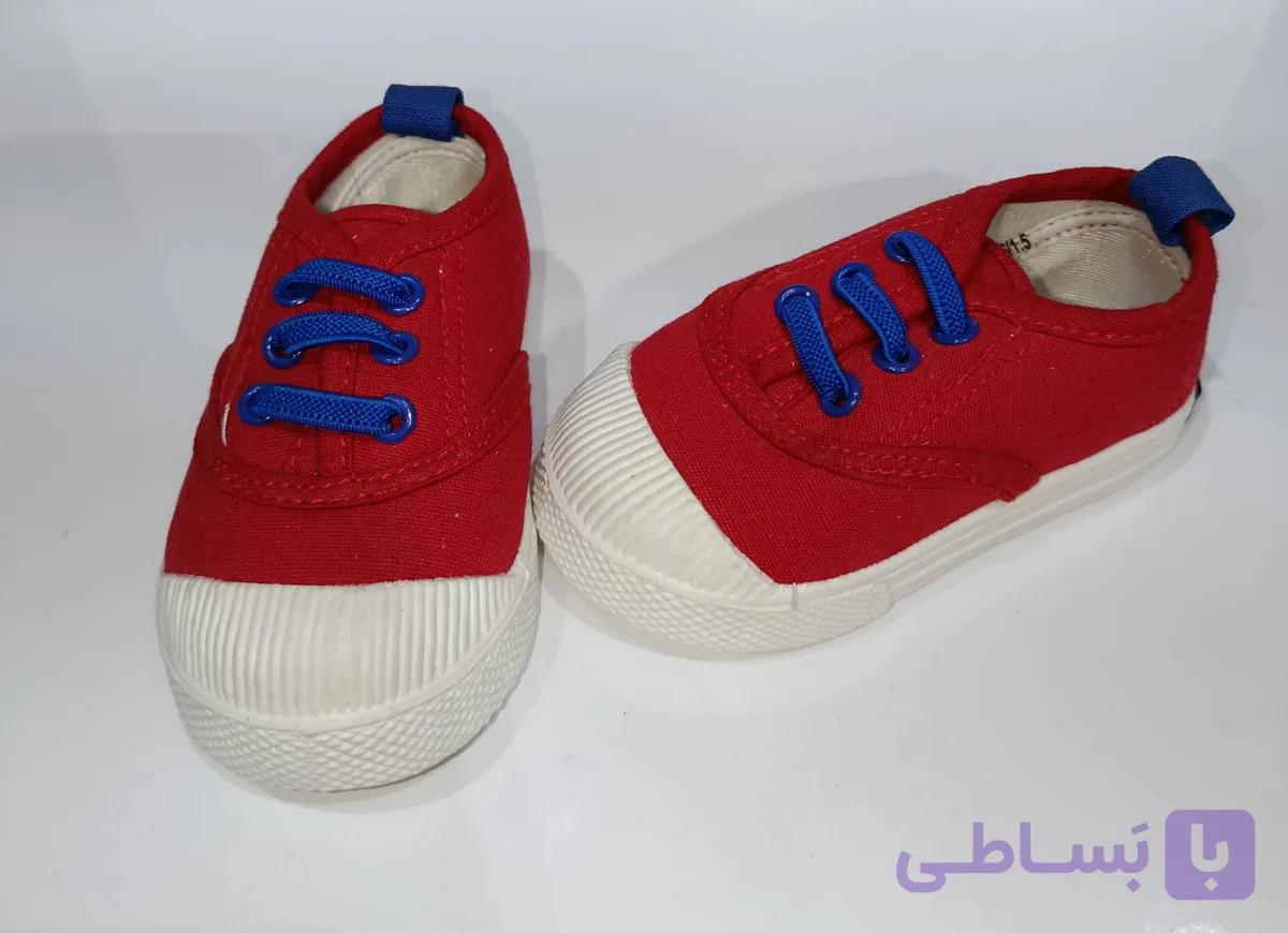 کفش بچگانه