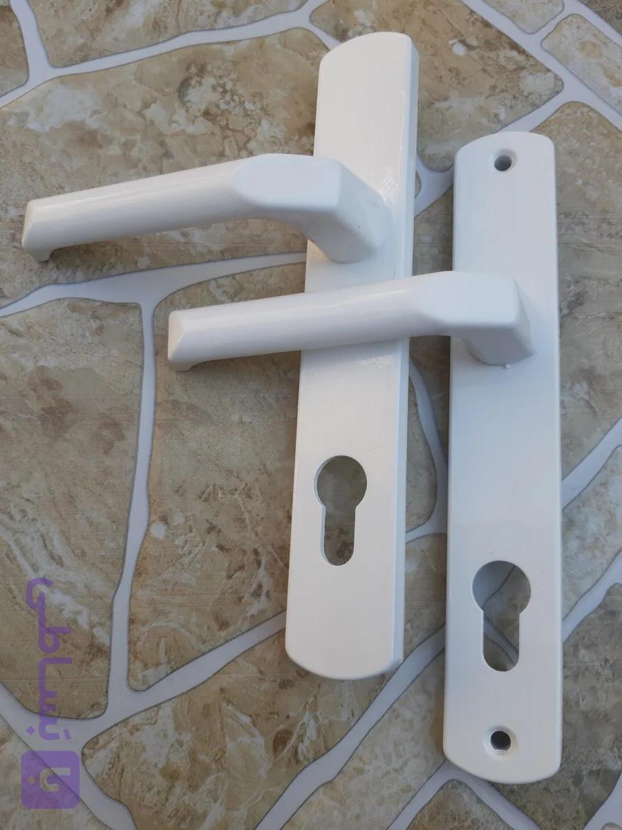 دستگیره درب UPVC سوئیچی  سما