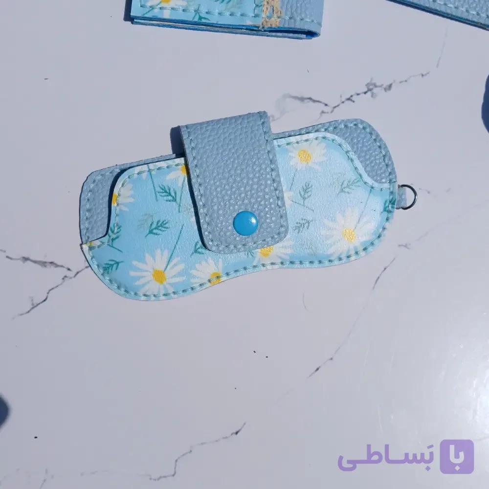 کیف عینک گل بابونه چرم دست دوز