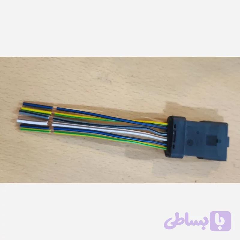 سوکت نری شش فیش سوزنی