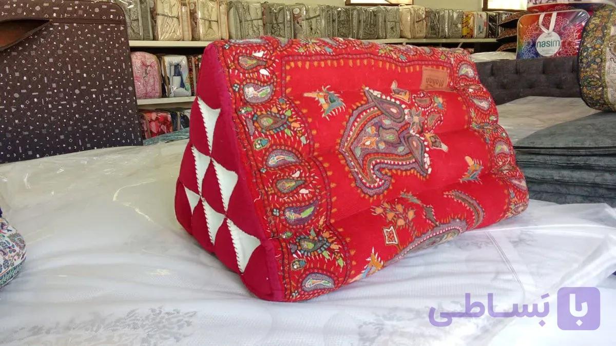 پشتی سه گوش پته