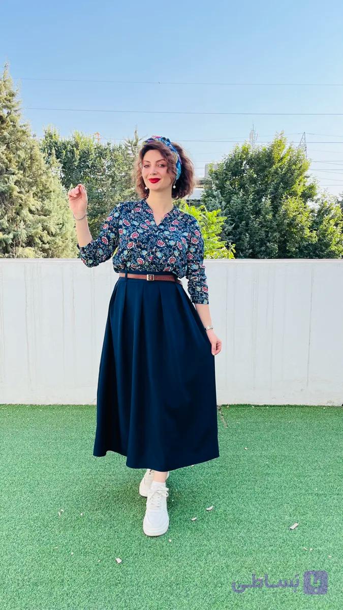 شومیز زنانه آستین بلند گلدار سرمه‌ای /کد ۳۰۱۰