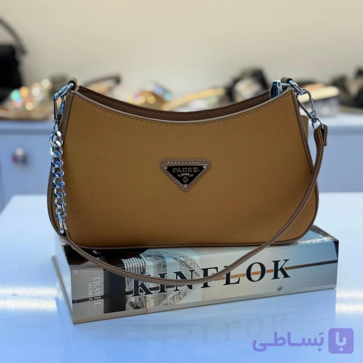 کیف دوشی طرح پرادا 1020 — تصویر 1