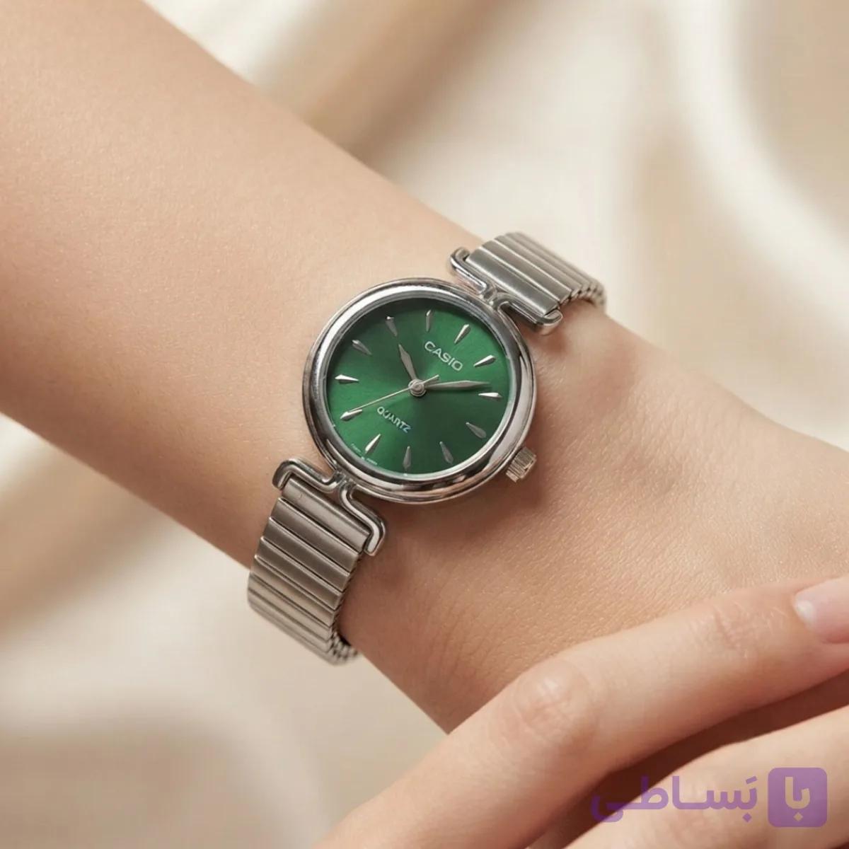 ساعت زنانه کرکره ای برند کاسیو جذاب خوش رنگ و خوش پوش