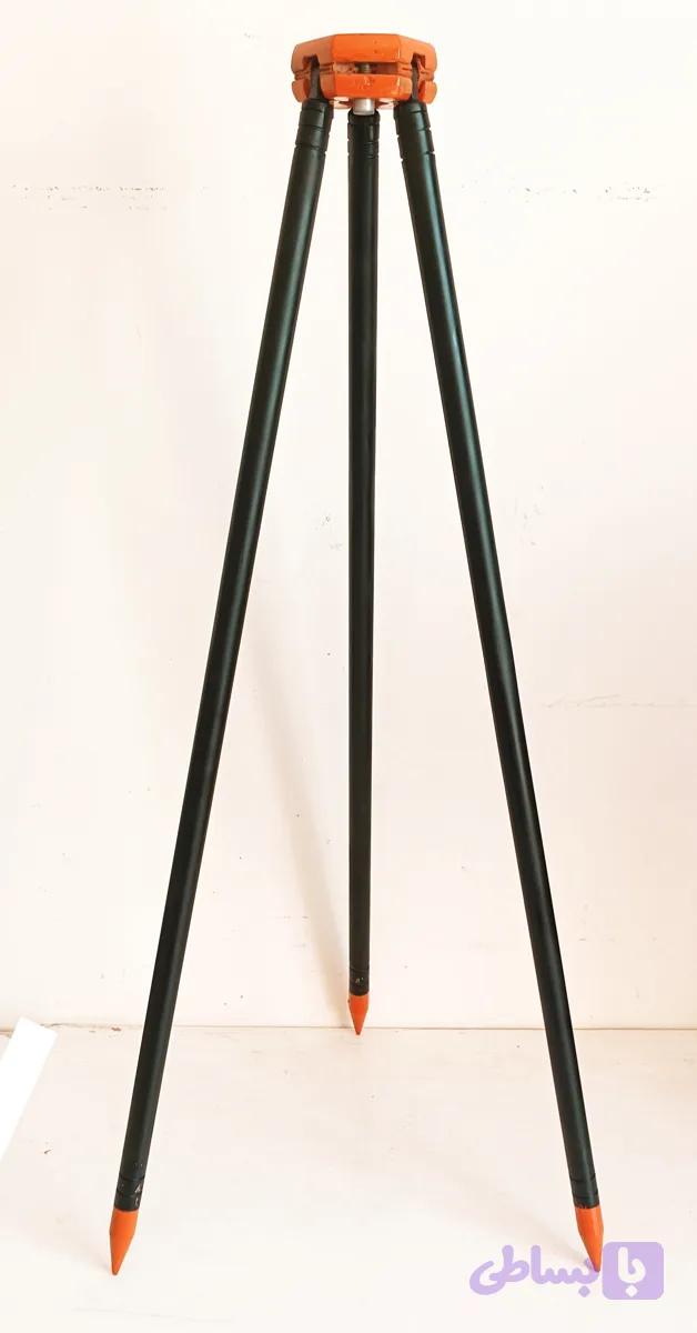 سه پایه ژالن گیر در حد آکبند