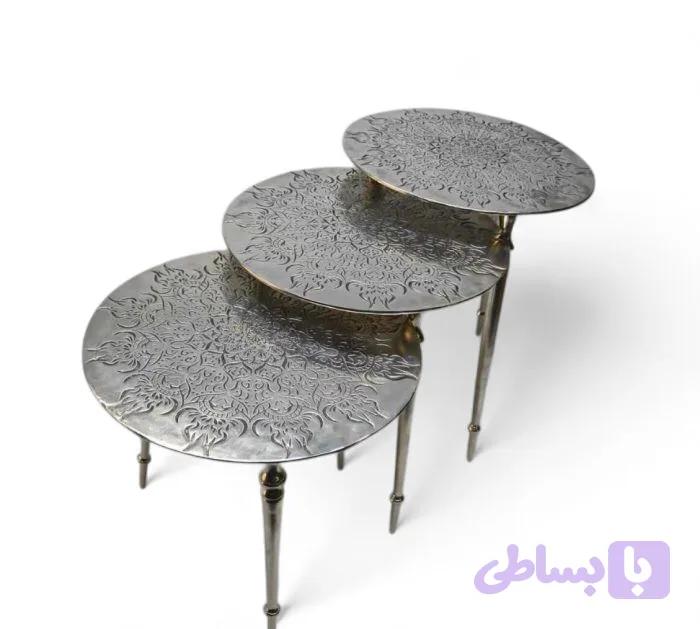 میز عسلی آلمینیومی خورشیدی نقره ای — تصویر 1