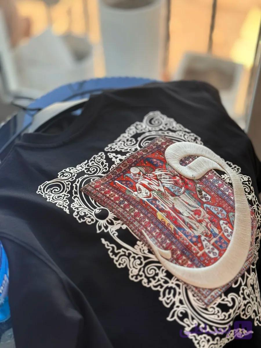 تیشرت برند saw طرح “واو” + وارداتی — تصویر 1