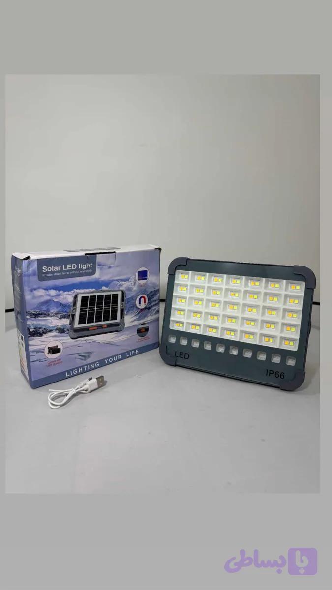 چراغ پروژکتور خورشیدی Solar LED light مدل IP66 , برای کمپینگ
