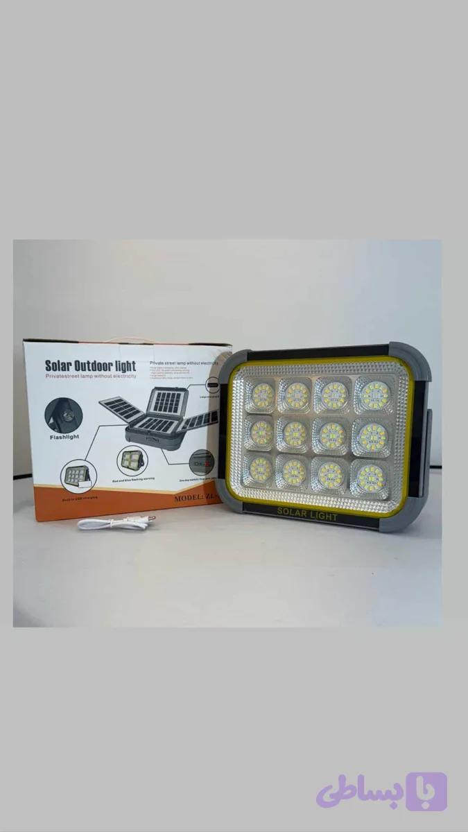 چراغ پروژکتور شارژی خورشیدی Solar Outdoor Light مدل ZL-509 توان 200 وات تا شو با ماندگای 12 ساعته بعد از هر شارژ