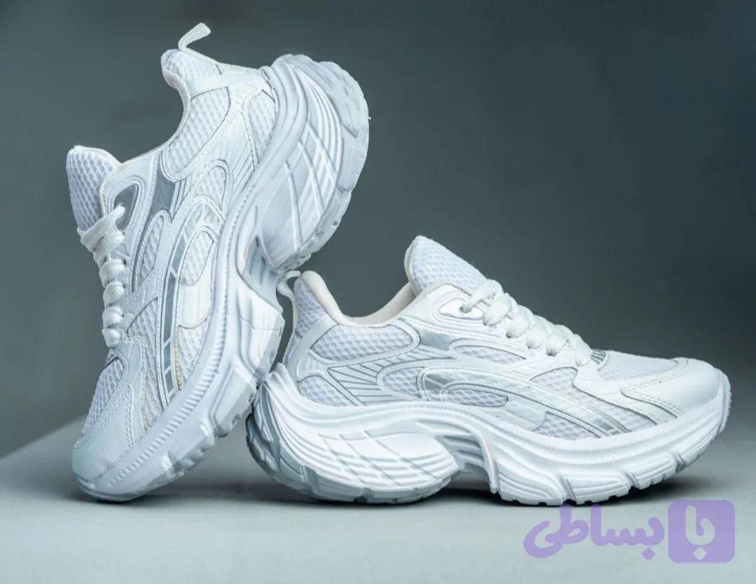 کتونی بالنسیاگا میانه لژ دار