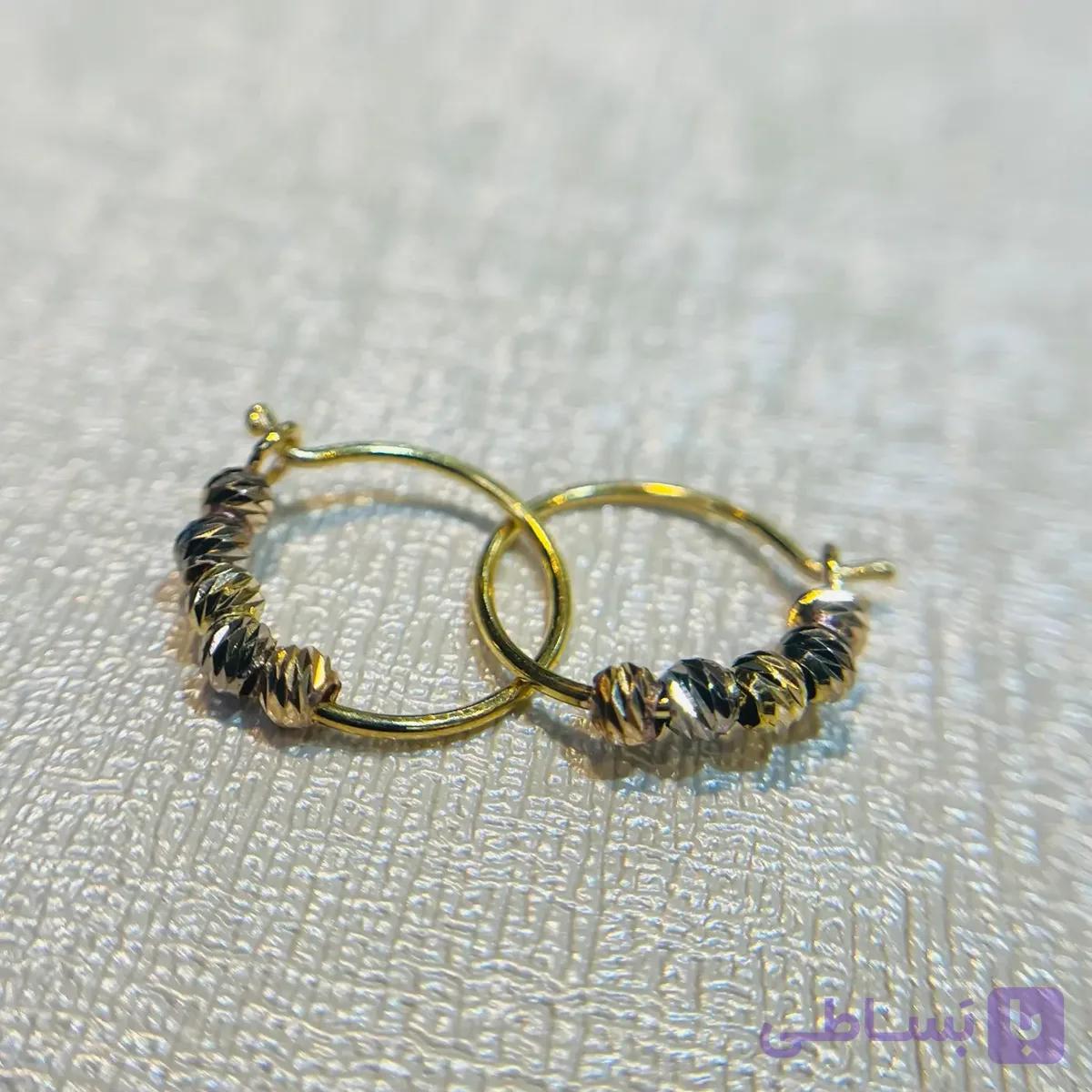گوشواره طلا 18 عیار حلقه ای آینه ای وزن 1.340 گرم اجرت ساخت ۱۵ درصد کد GD01 000276