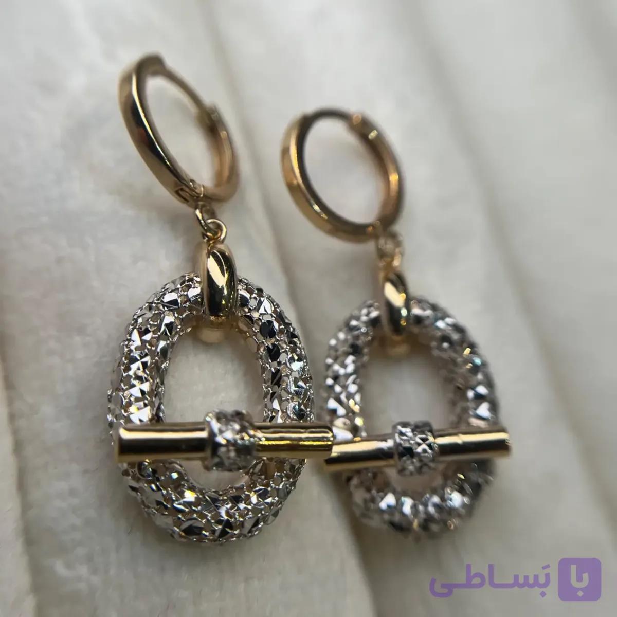 گوشواره طلا 18 عیار هرمس وزن 3.820 گرم اجرت ساخت ۱۳ درصد کد GD01 000257