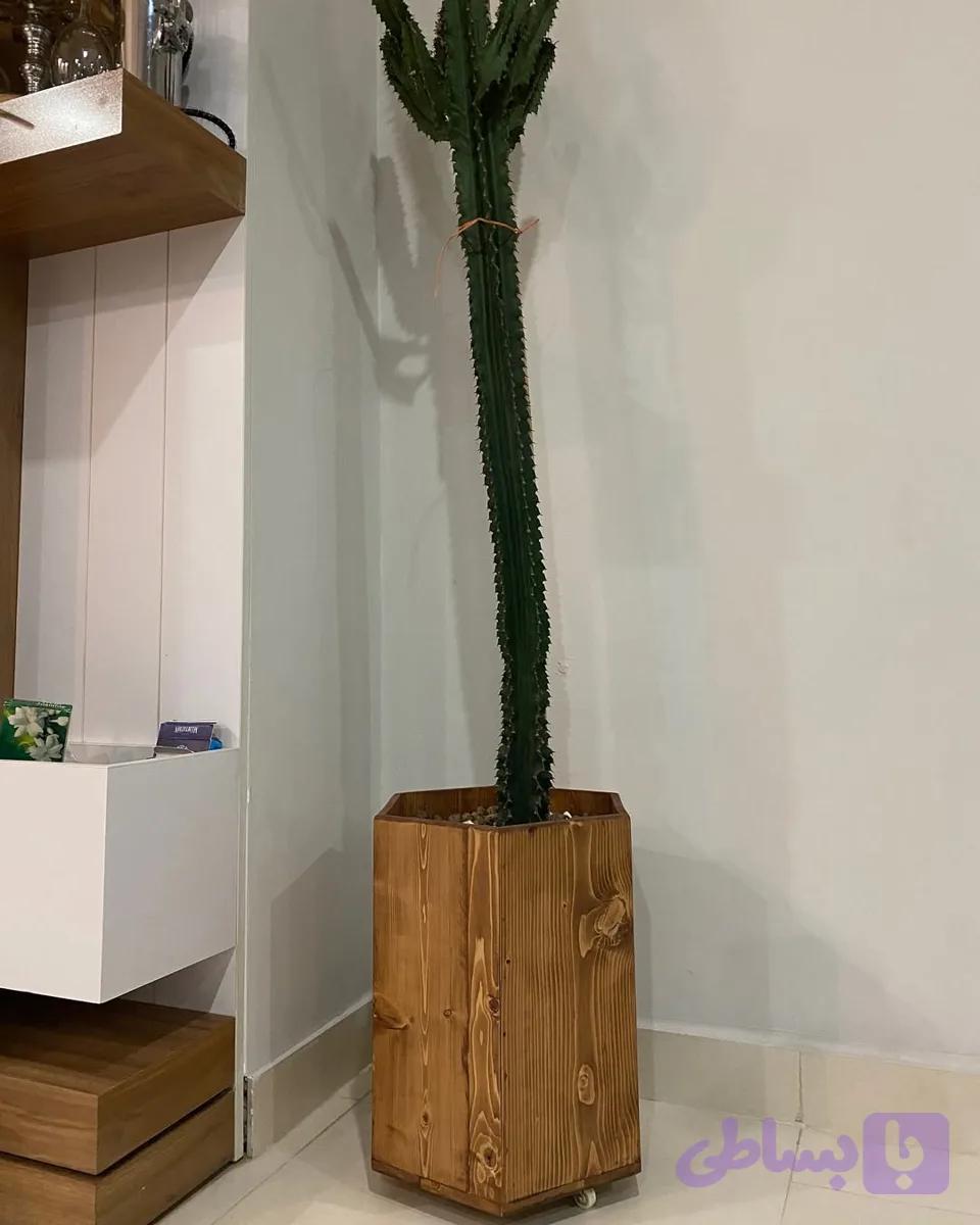 گلدان چوبی شیش ضلعی