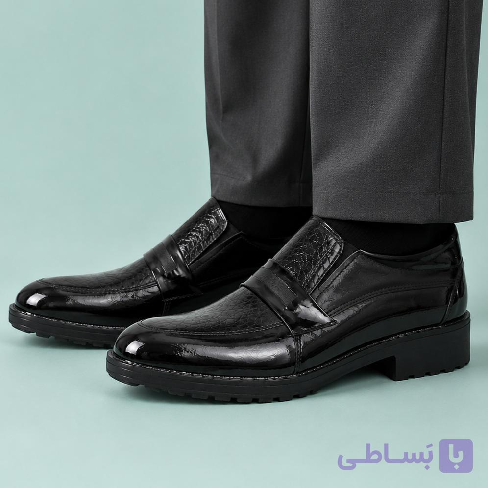 کفش مجلسی مردانه چرم صنعتی مدل بدون بند ورنی براق کد 105