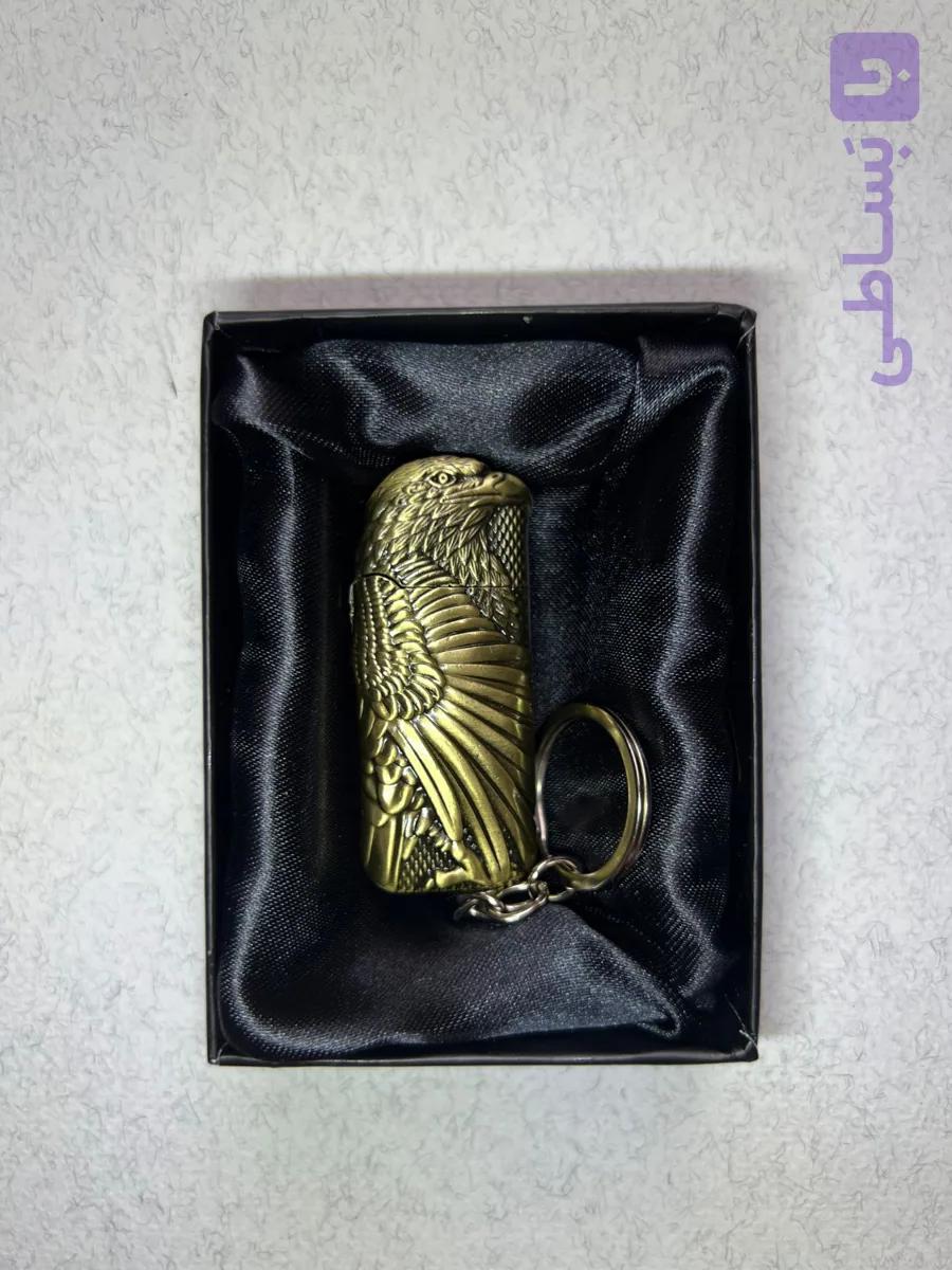 فندک گازی برند لایتر (Lighter) مدل Eagle Brass – بدنه برنجی طرح عقاب همراه با حلقه جاکلیدی