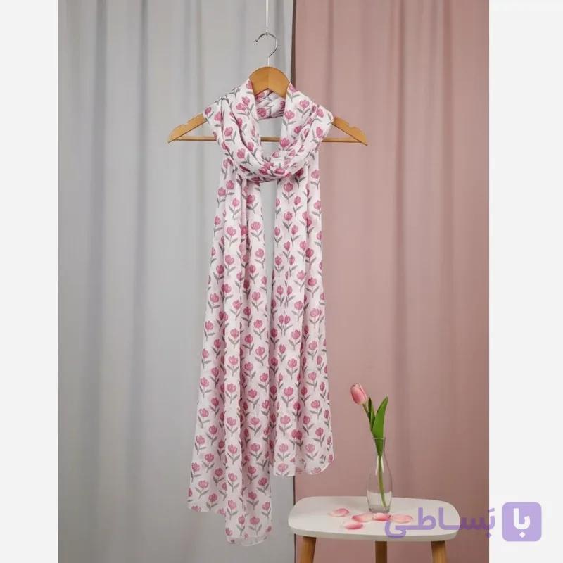 شال منگوله دار نخی طرح گل دار
