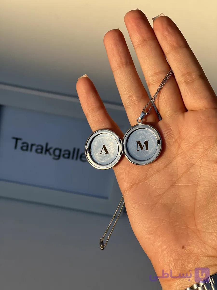 لاکت دایره با حک حروف 😍 — تصویر 1