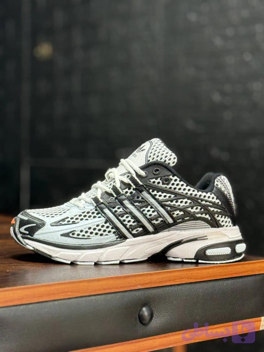 کفش مردانه ادیداس - adidas رنگ سفید مشکی