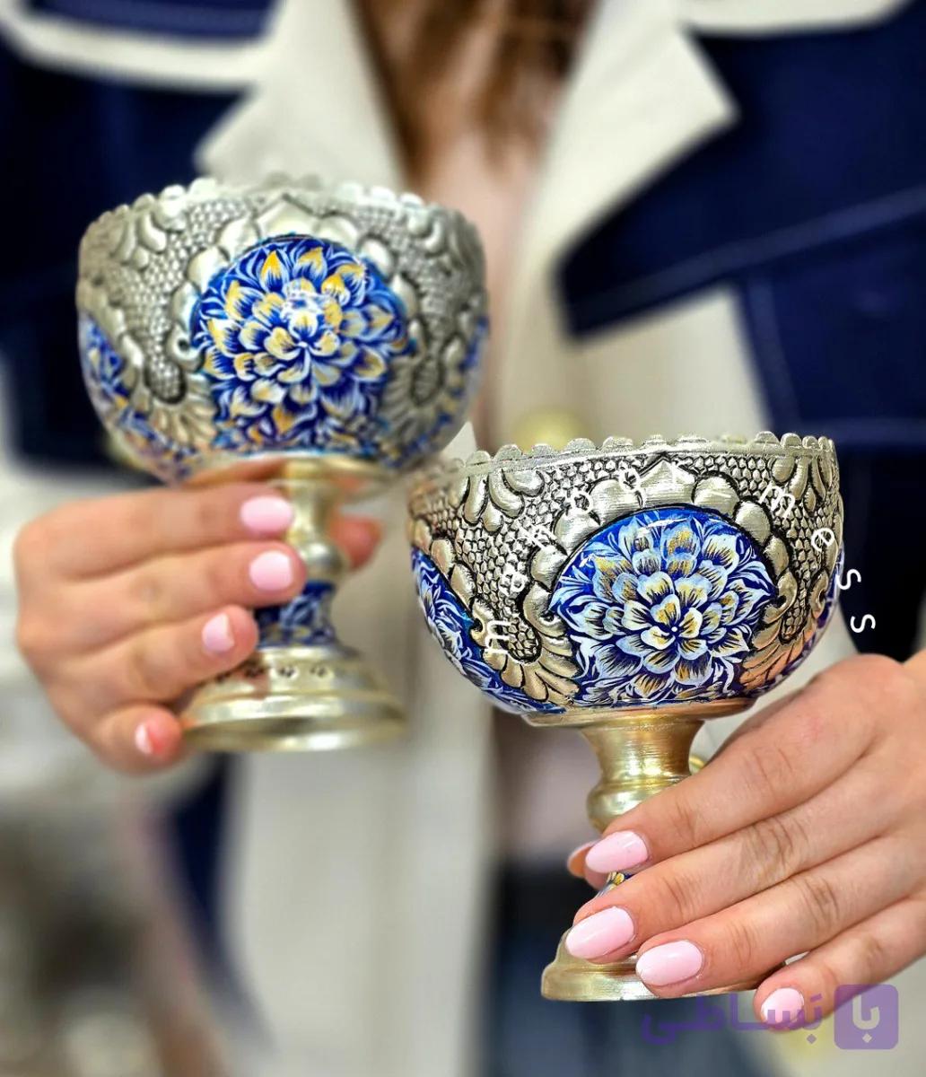 پیاله تک پایه قلمزنی مینیاتور طرح گلبرگ
