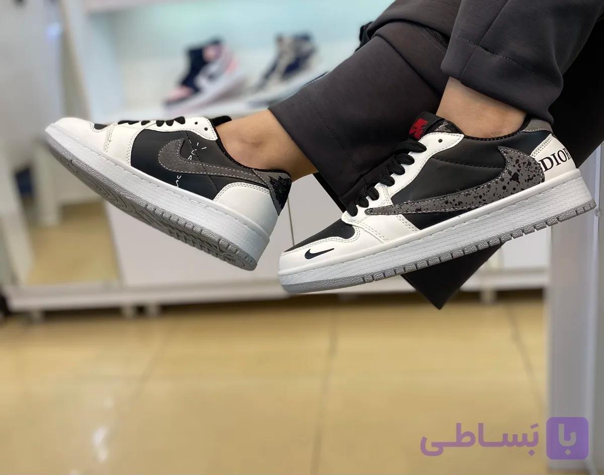 جردن ترویس طرحدار DIOR آبی آسمانی