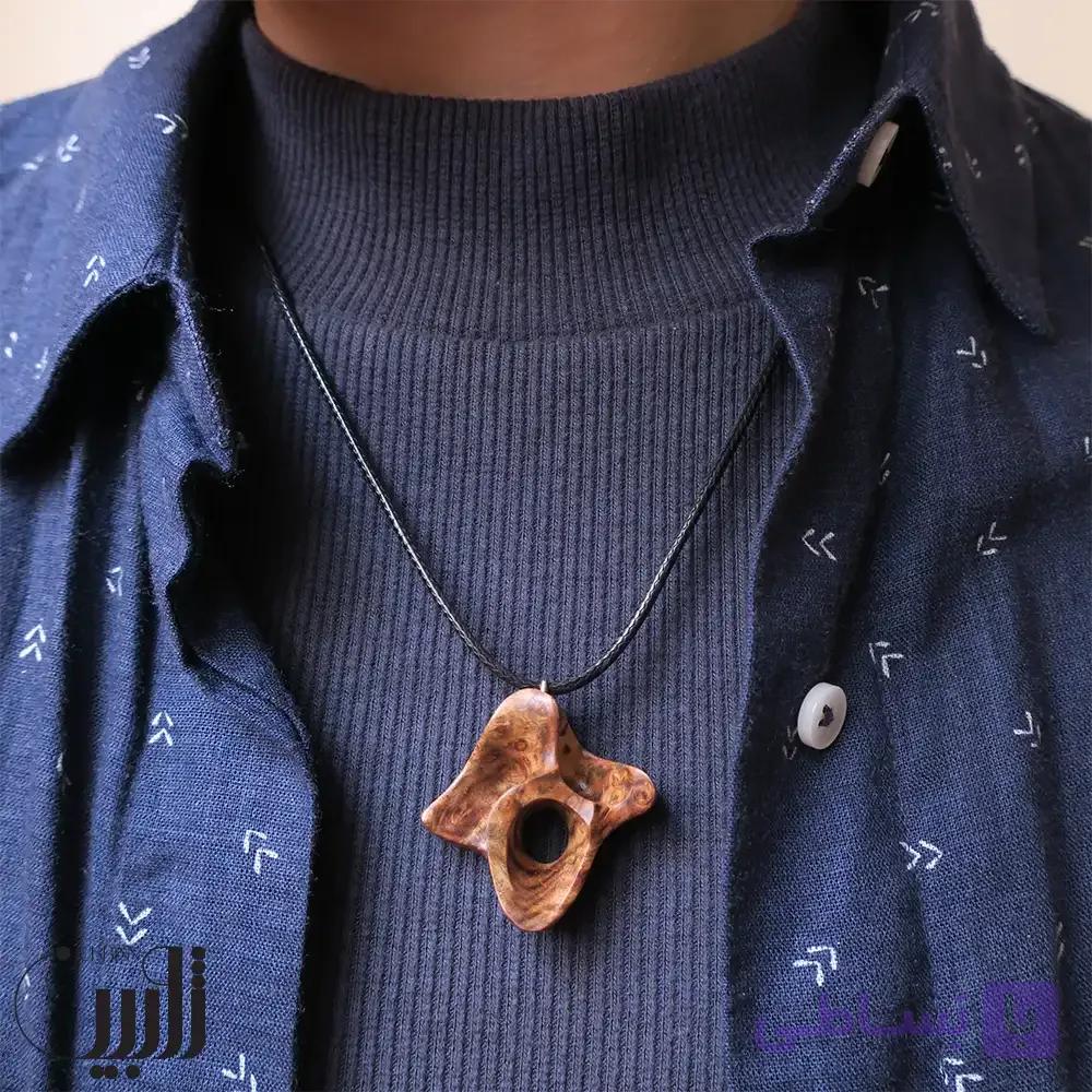 گردنبند چوبی موج خاموش (تک نسخه)