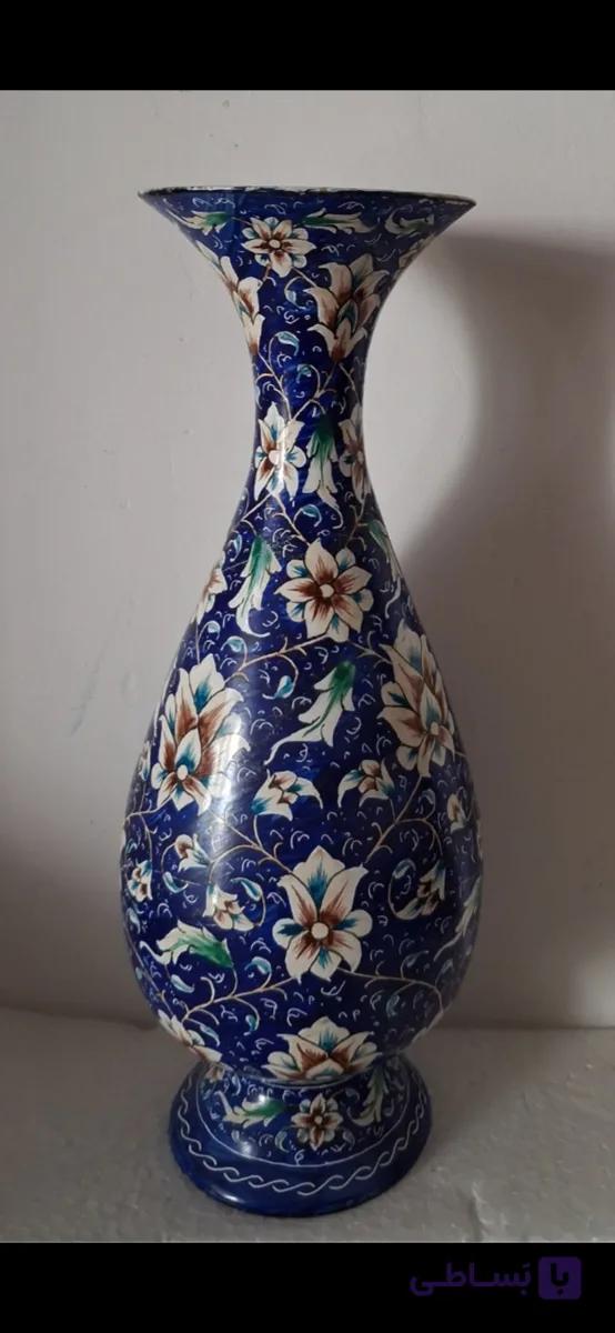 گلدان ۲۵ سانتی ساده با طرح پرداز