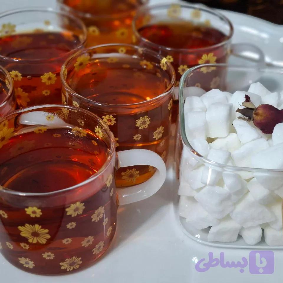 فنجان گرد کوتاه طرح گل بابونه پیرکس اصل 6 عددی