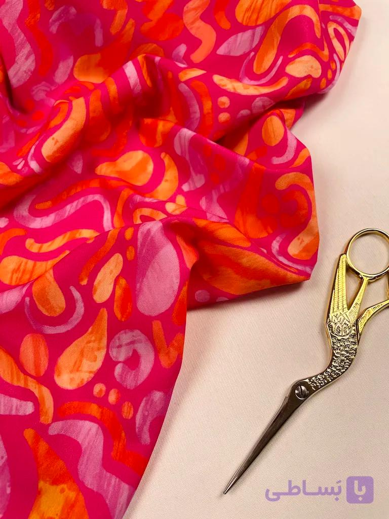 پارچه ساتن کرپ ترک Fuchsia Coral Watercolor Crepe Satin — تصویر 1