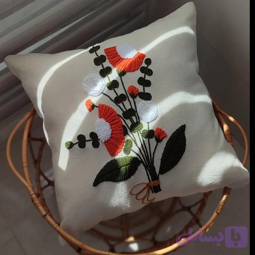 کاور کوسن گل بهار پانچ دوزی — تصویر 1