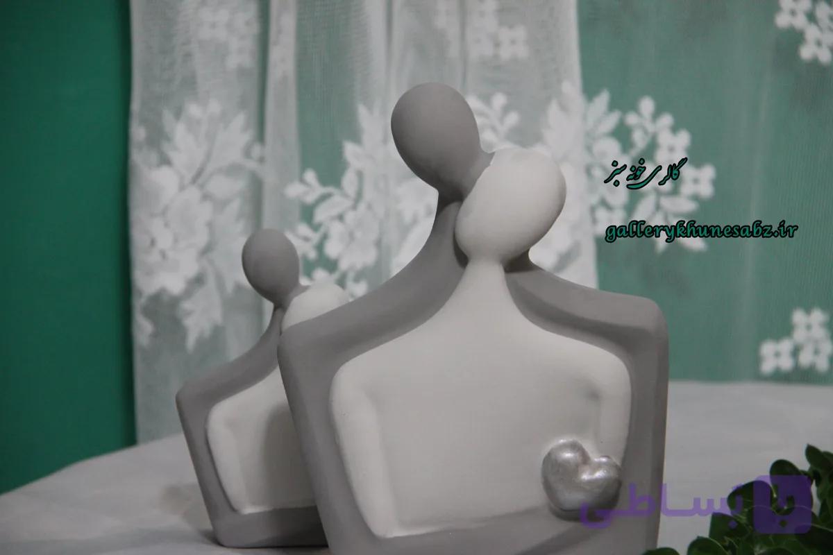 مجسمه آغوش رنگ طوسی دکوری سایز ۱۸cm