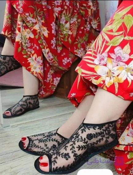 پاپوش روفرشی کف چرم جلو باز زیپ دار طرح بته جقه