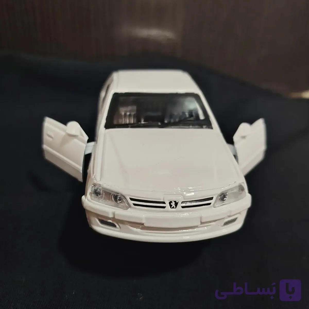ماشین اسباب‌بازی مدل پژو پارس با درهای بازشو — تصویر 1