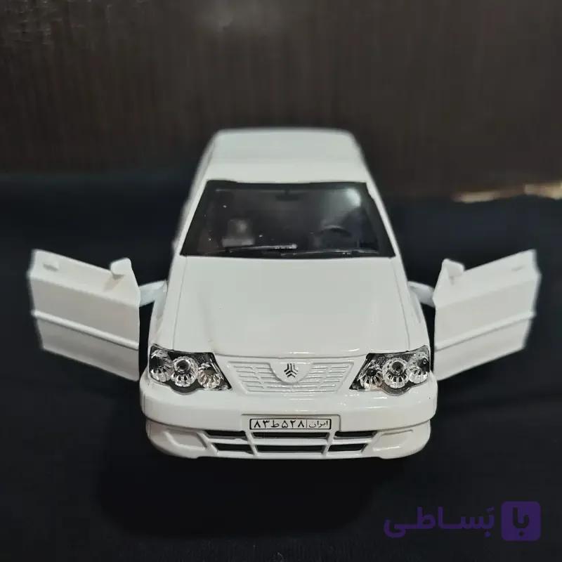 ماشین اسباب‌بازی مدل پراید 111 ساده با درهای بازشو — تصویر 1