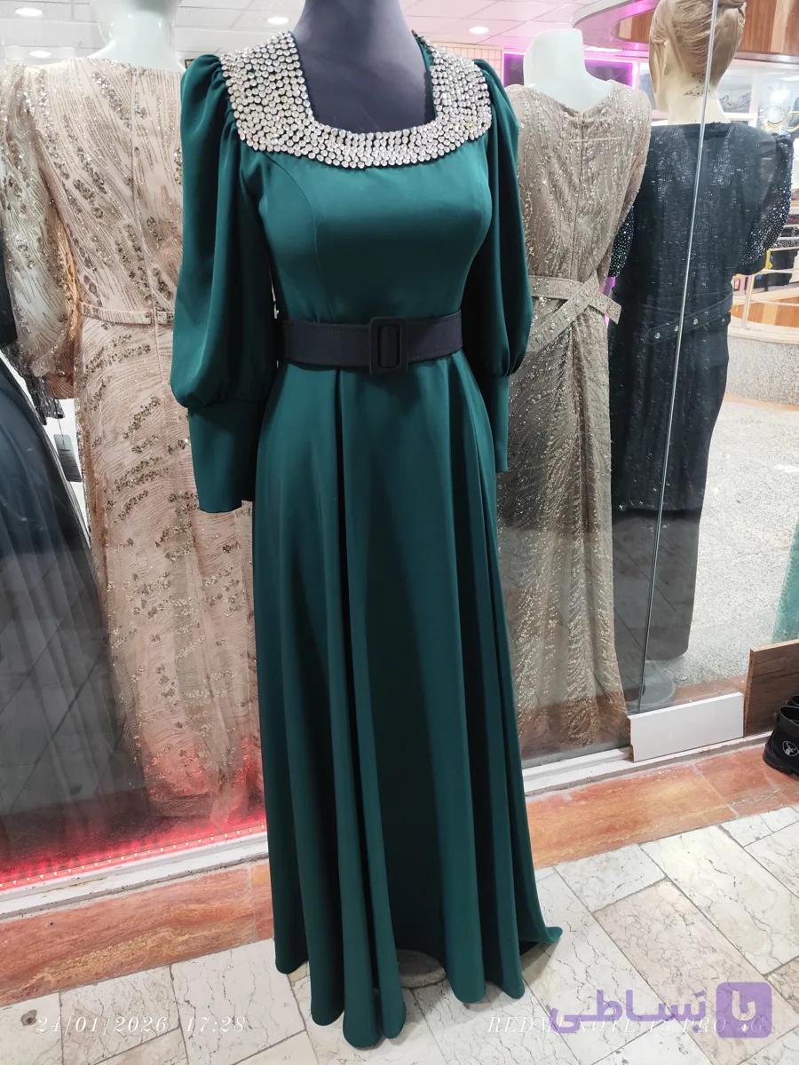 پیراهن ماکسی مجلسی زنانه در رنگ مشکی و سبز