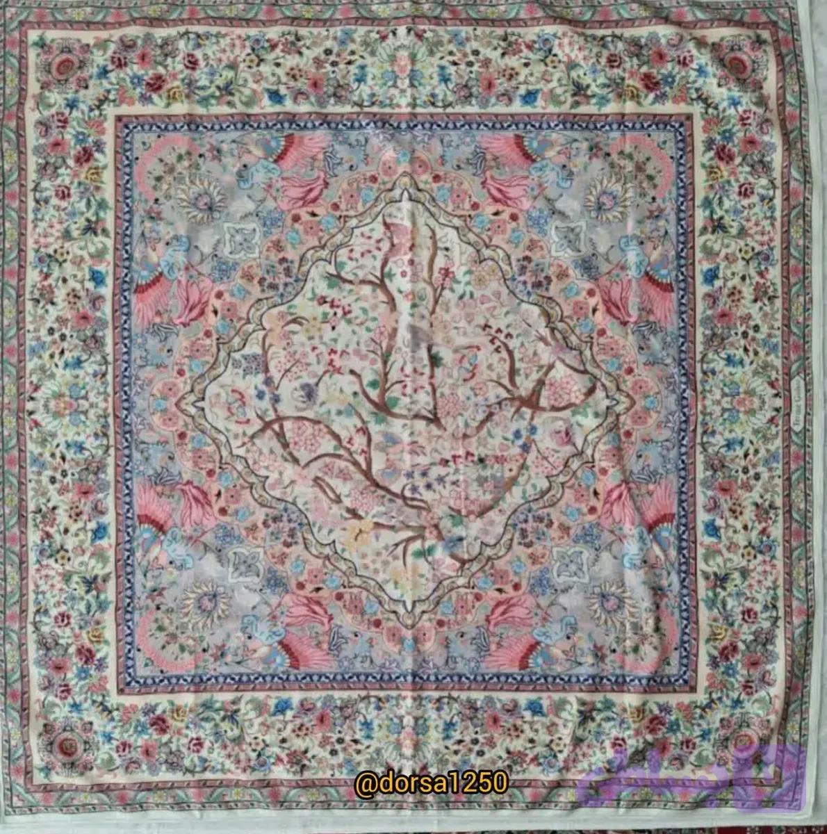 رومیزی طرح درخت زندگی