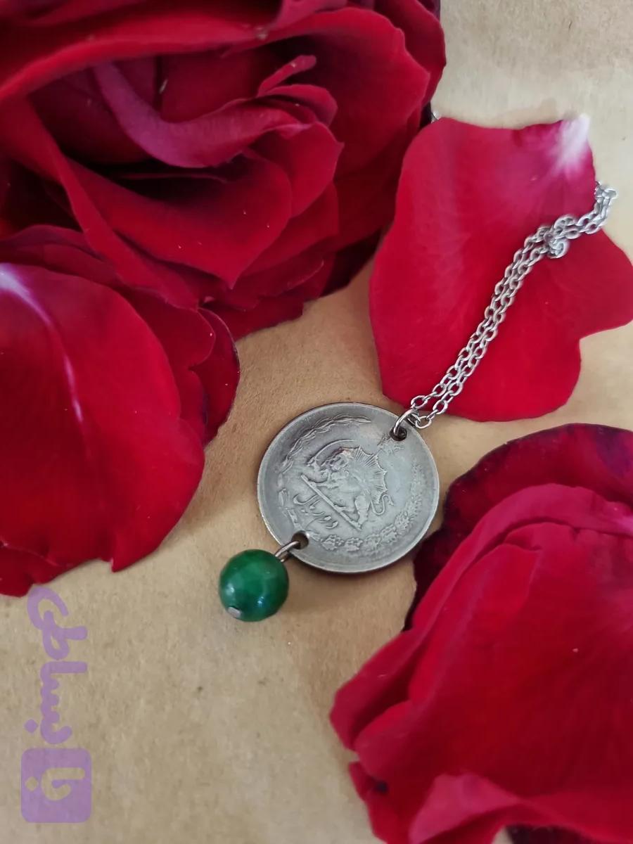 گردنبند سکه ای زنانه توکا گالری طرح کلاسیک