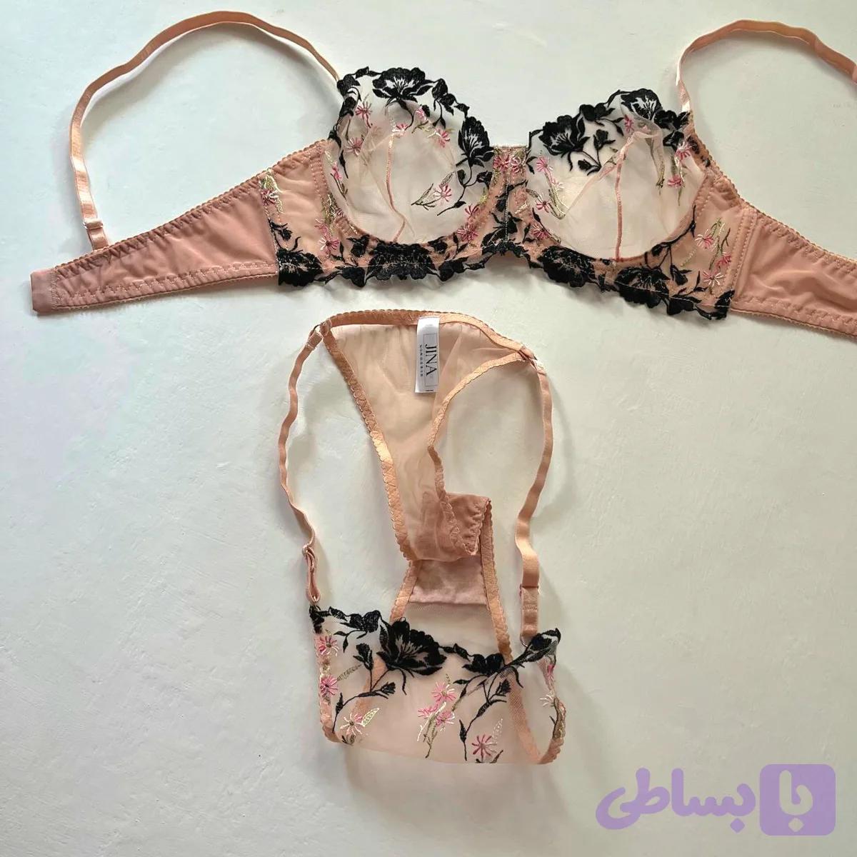 ست شورت سوتین تورگاز دکلته — تصویر 1